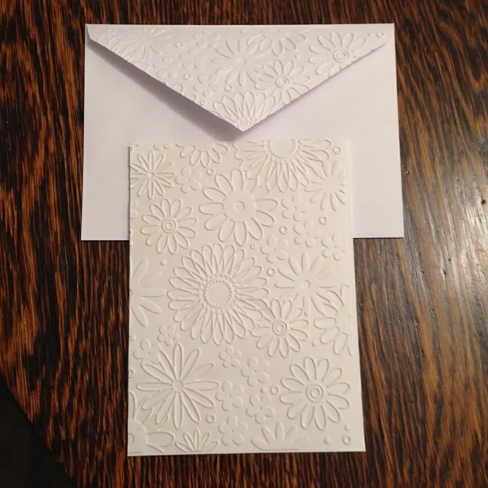 ‎5 Handmade embossed blank white greeting cards